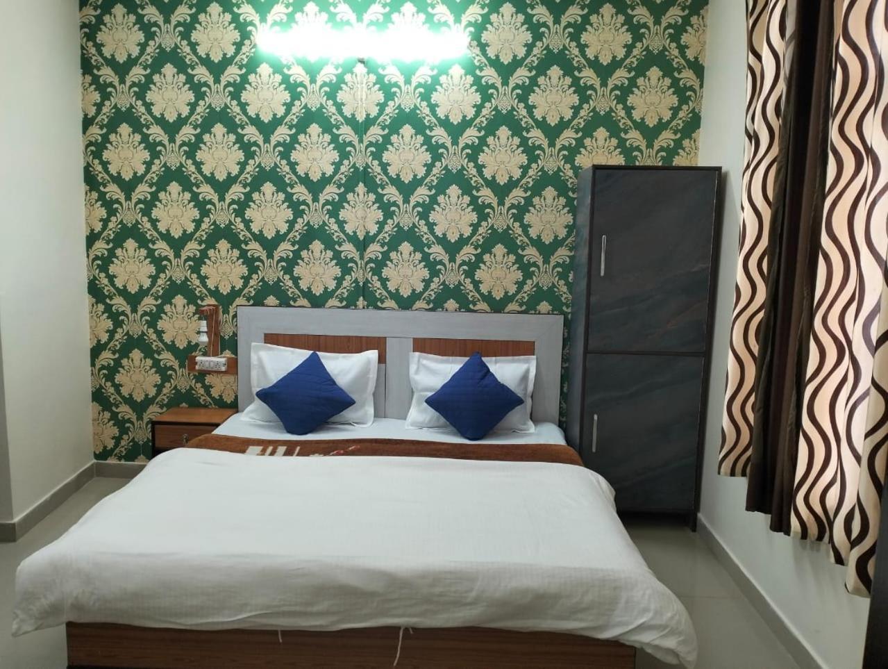 Aman Inn Dharamshala Exterior photo